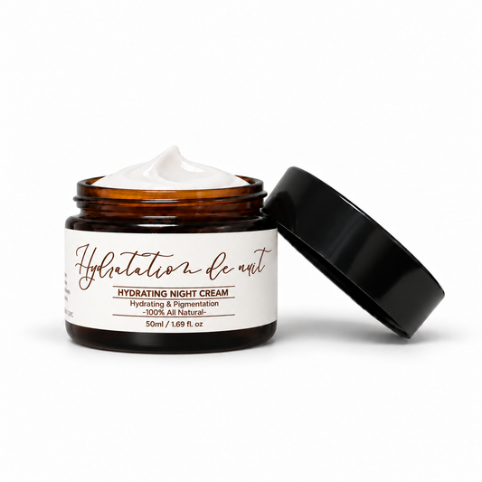 The Tallow Co. open 50 ml Hydratation de nuit Hydrating Night Cream jar with a glossy white cream swirl and black lid beside it on a white background.